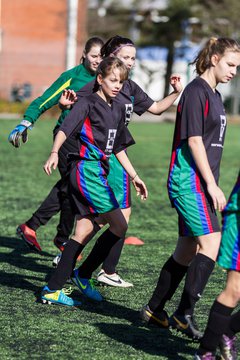 Bild 9 - B-Juniorinnen SV Henstedt-Ulzburg - MTSV Olympia Neumnster : Ergebnis: 0:4